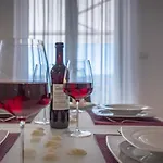 Nicol شقة تْسْغيكفانِتْسا