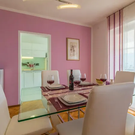 Nicol Apartamento Crikvenica